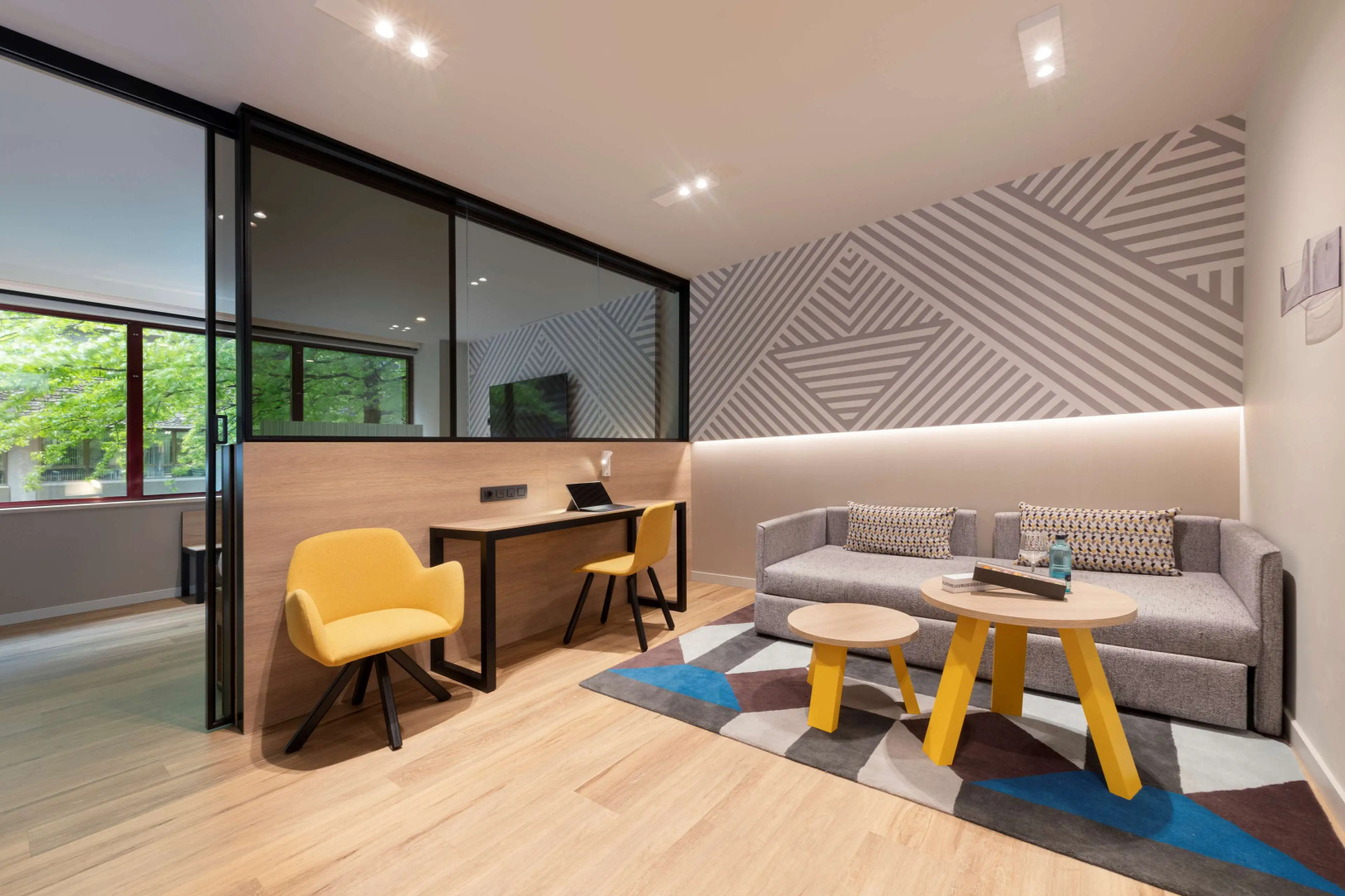 Suites Plaza Hotel & Wellness