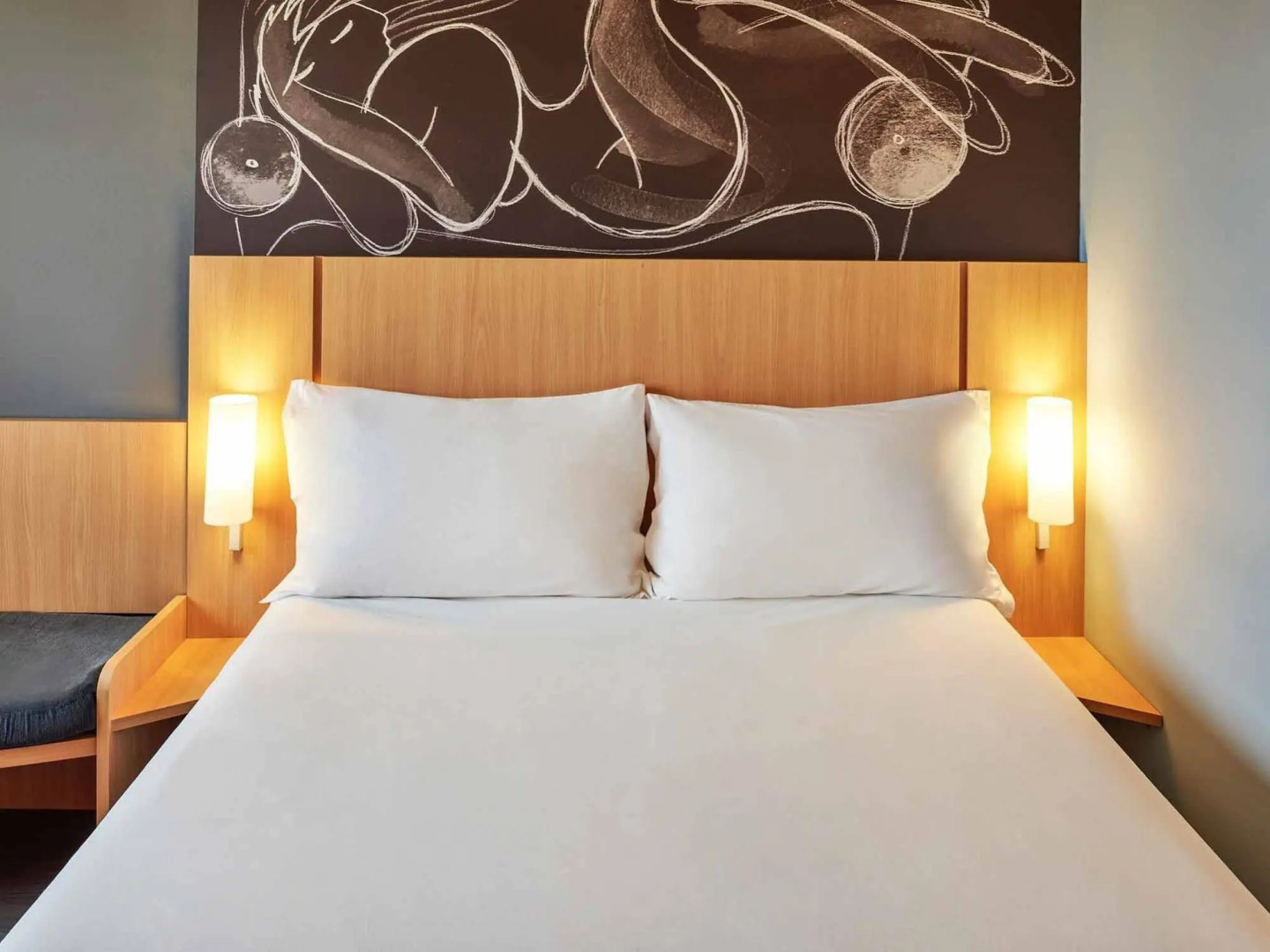 Ibis Guaratinguetá Aparecida