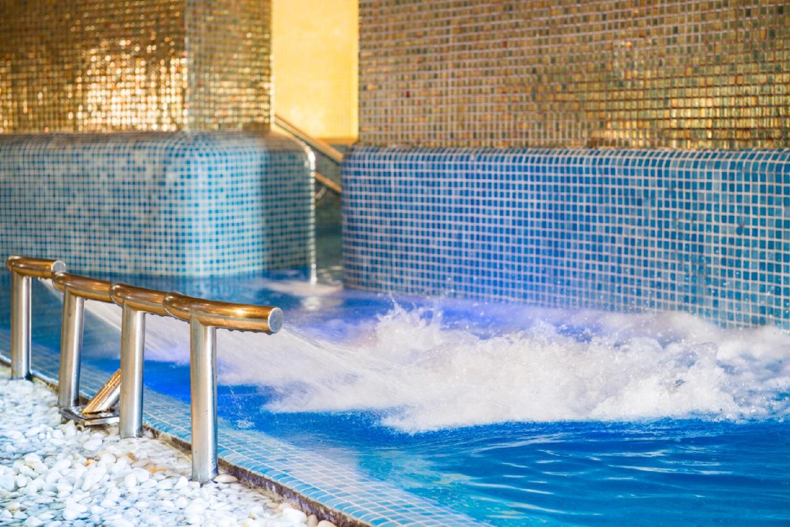 Salles Hotel Marina Portals