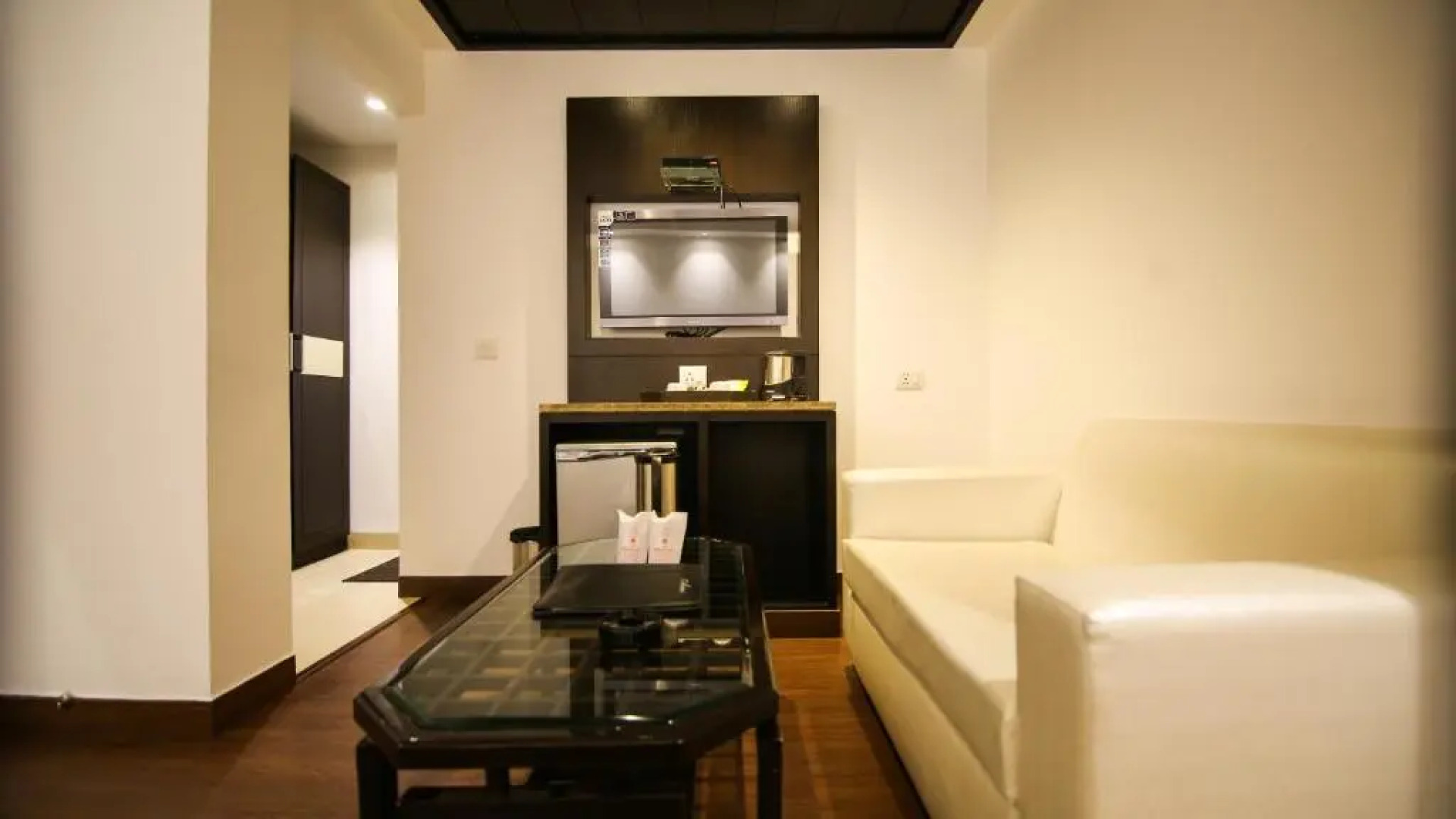 The Prime Balaji Deluxe @ New Delhi Railway Station