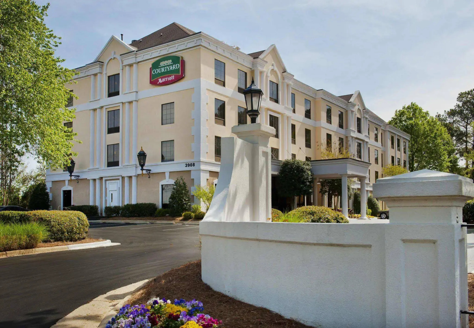 Courtyard by Marriott Raleigh Crabtree Valley