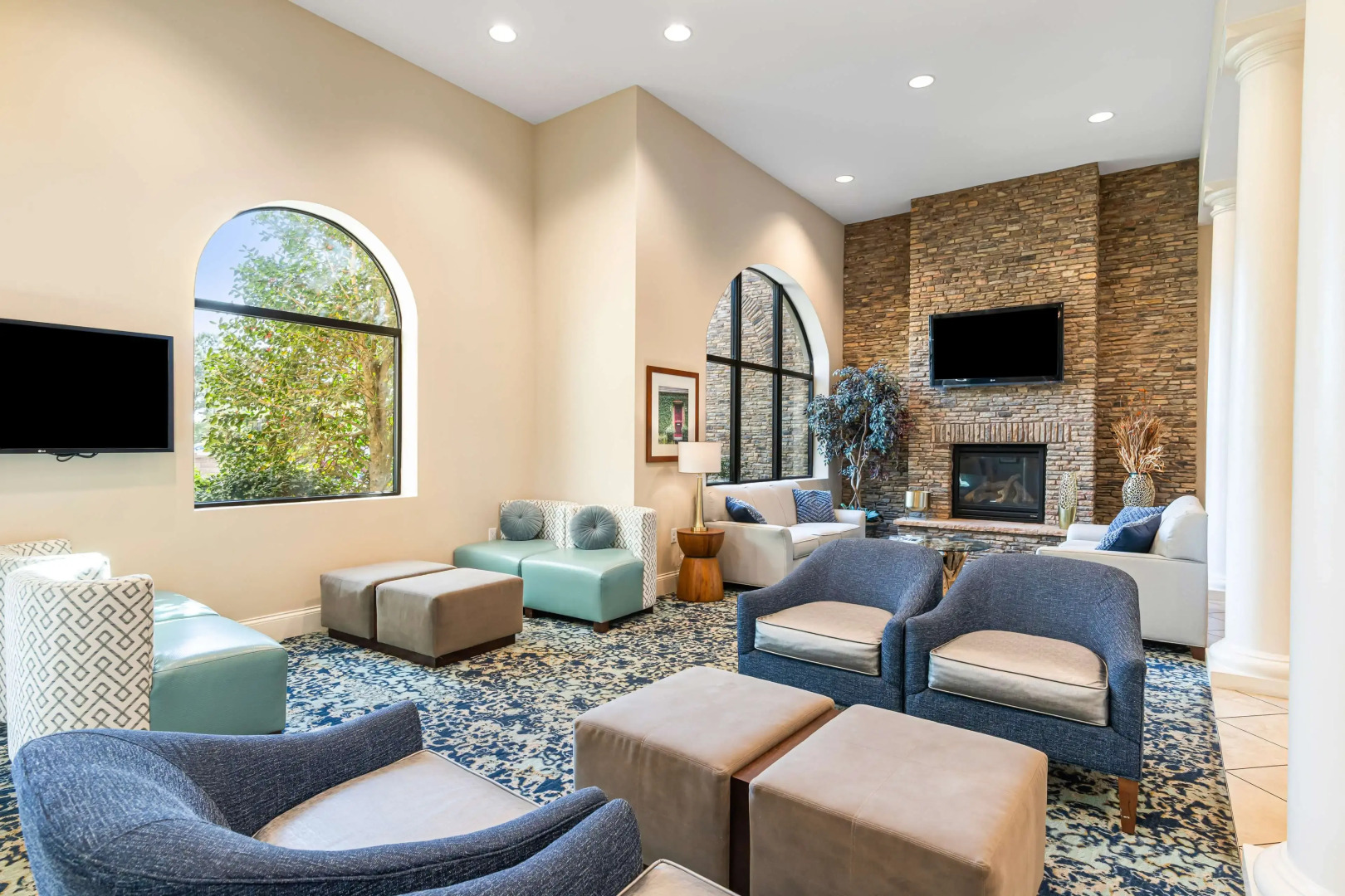 Best Western Plus Westgate Inn & Suites