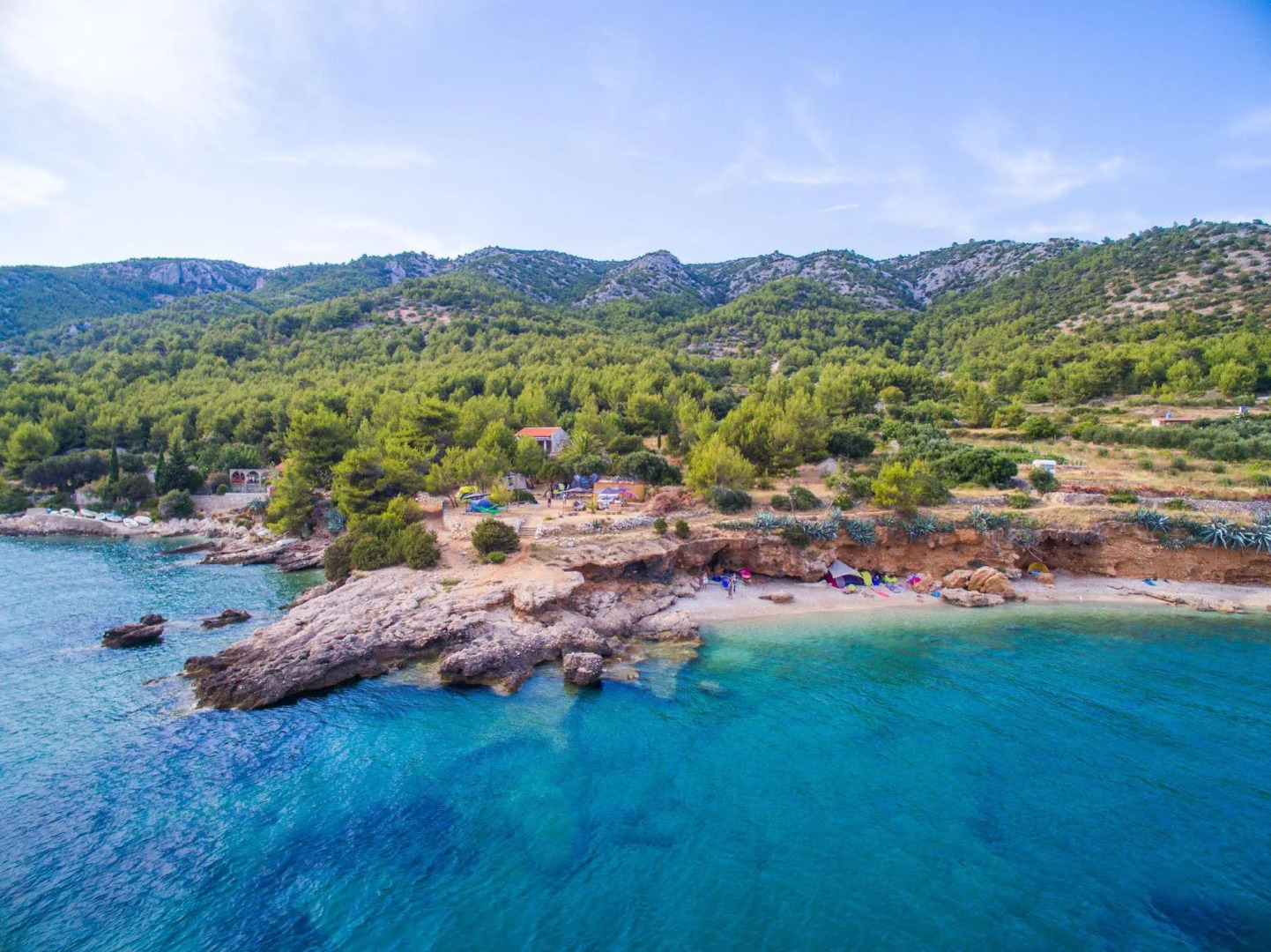 Cast Away - Eco Village