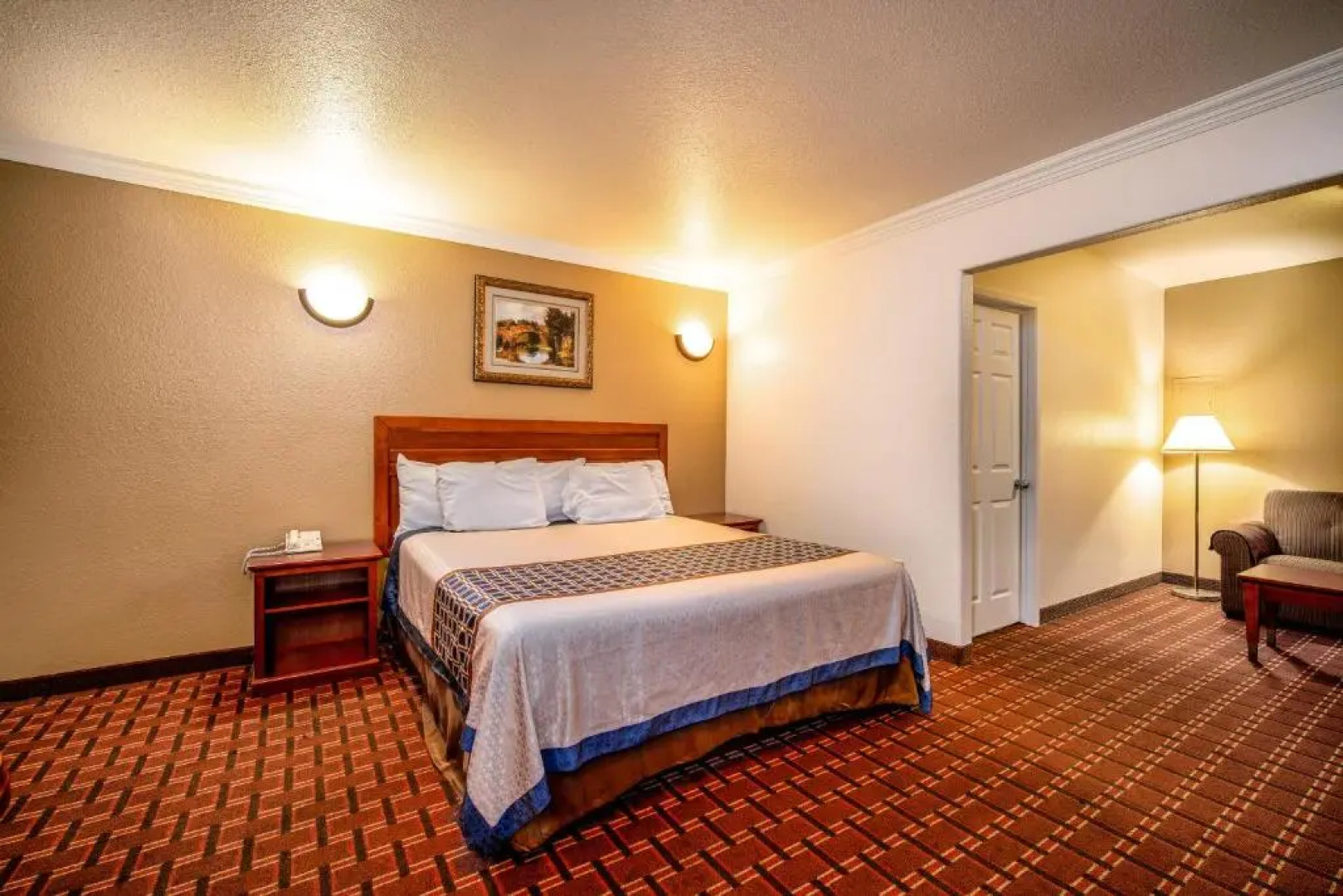 Regency Inn & Suites