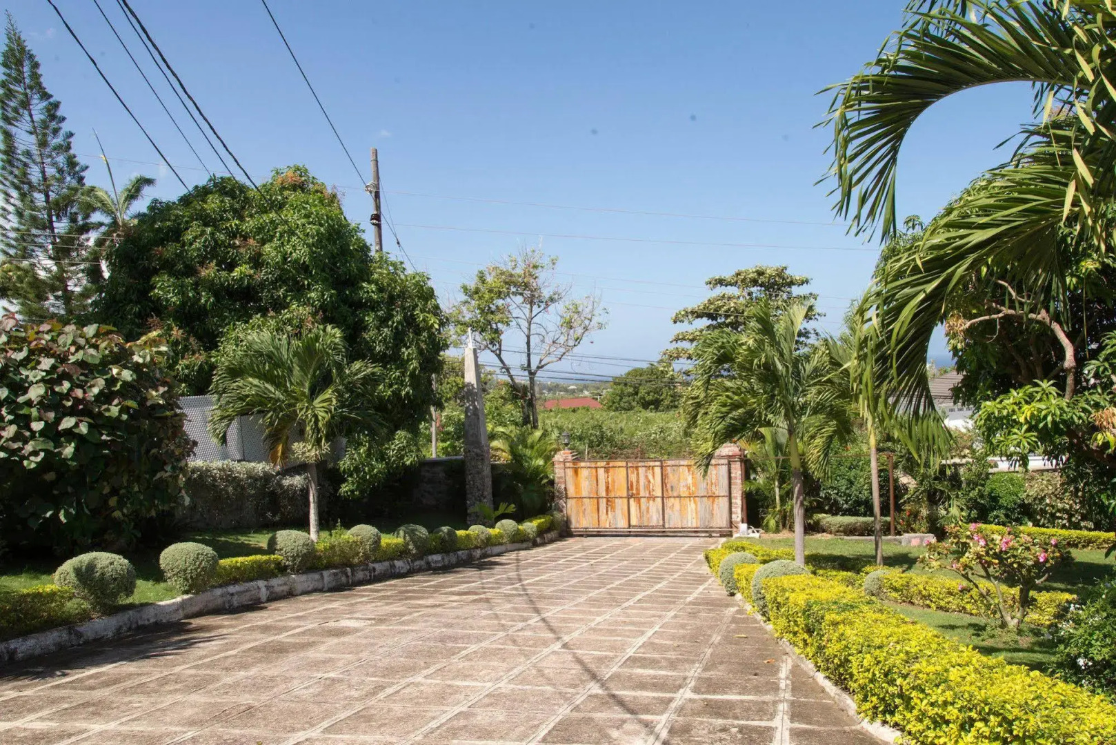 Hatfield South Villa