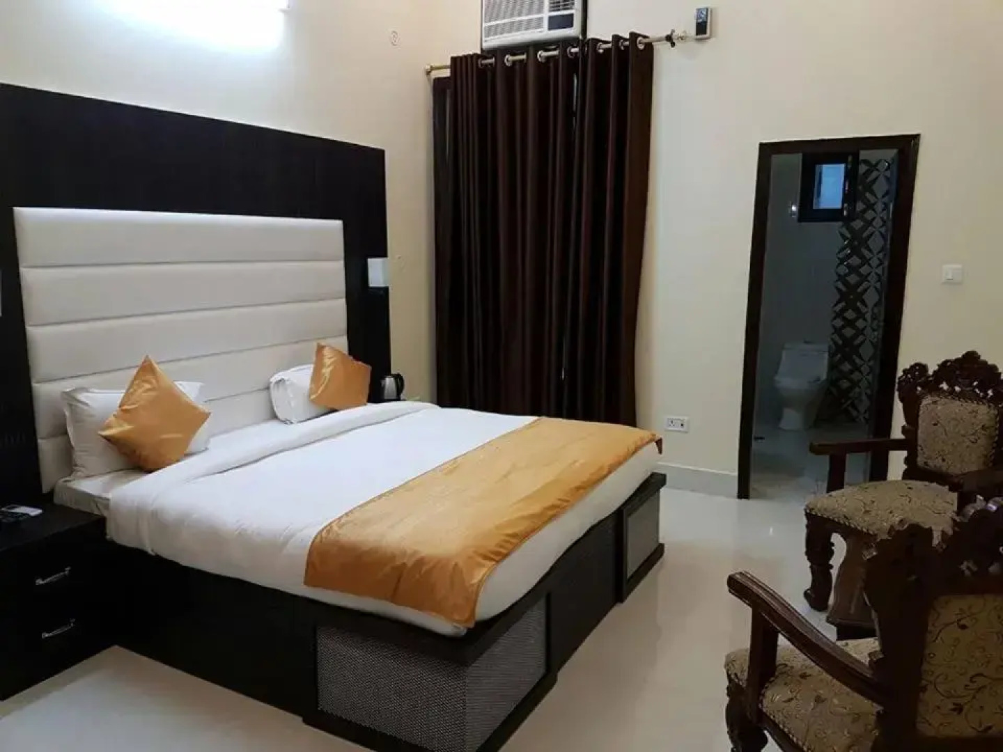 Taraji Resort Hotel and Restaurant