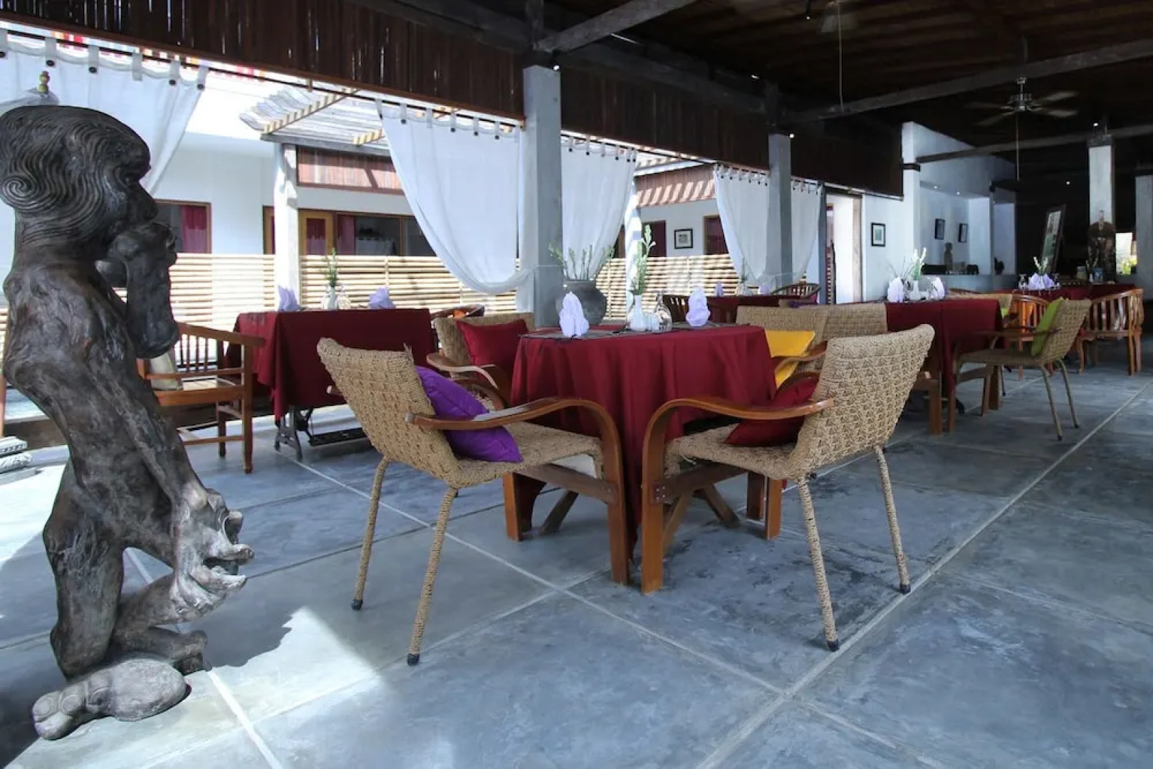 Airy Premier Ubud Pejeng Kawan Raya Tampaksiring Bali