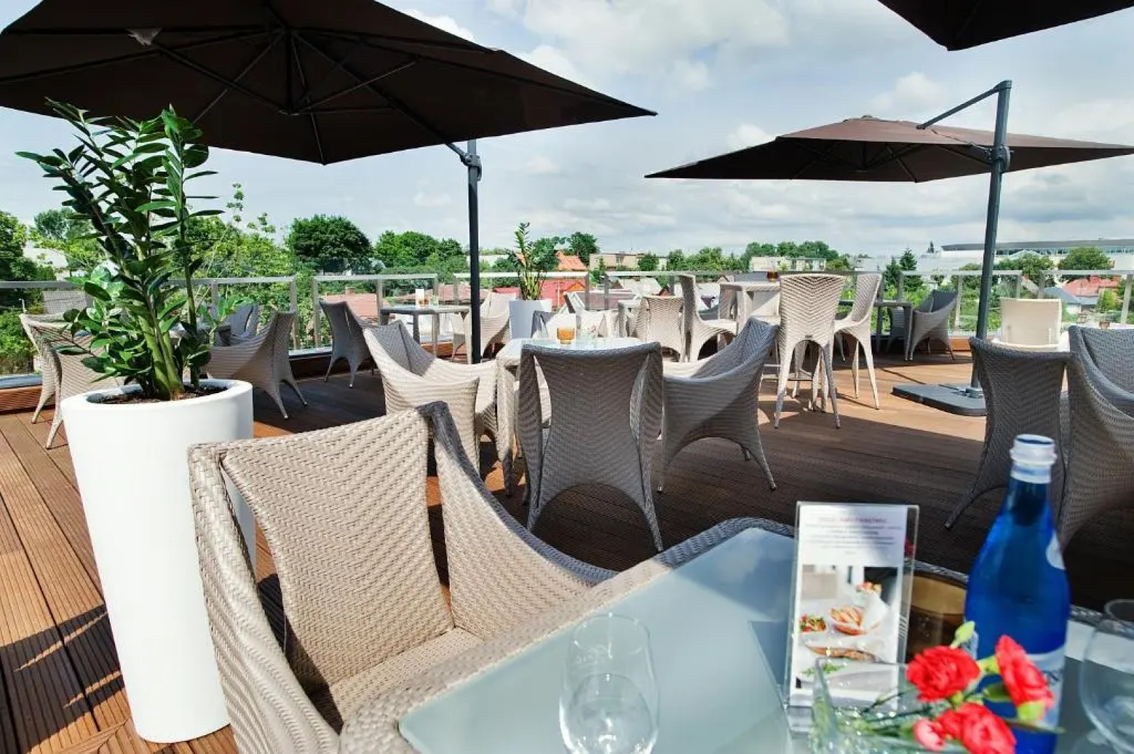 Velvet Hotel & Restaurant