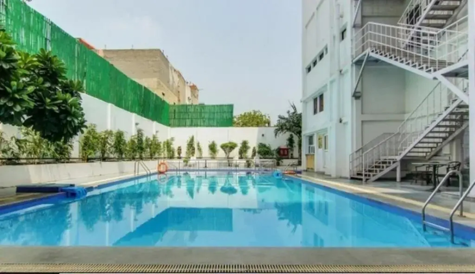 Vibe By The LaLiT Traveller