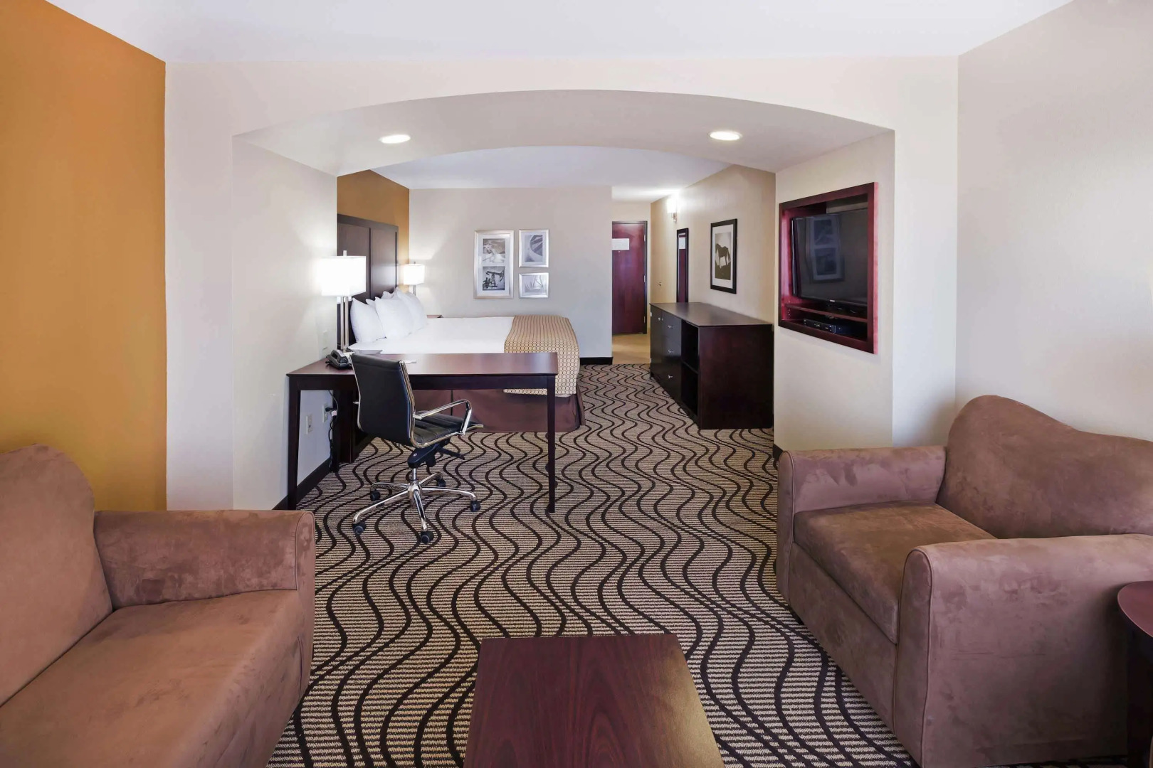 La Quinta Inn & Suites by Wyndham Floresville