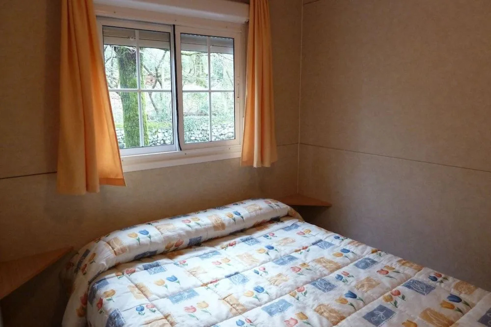 Apartamentos Camping La Barguilla