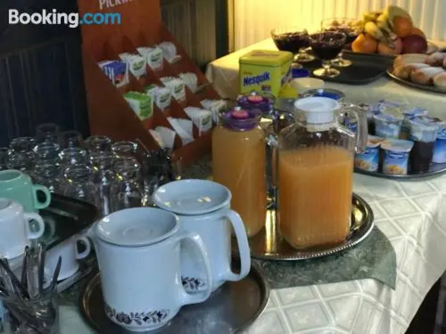 Platán Hotel & Étterem