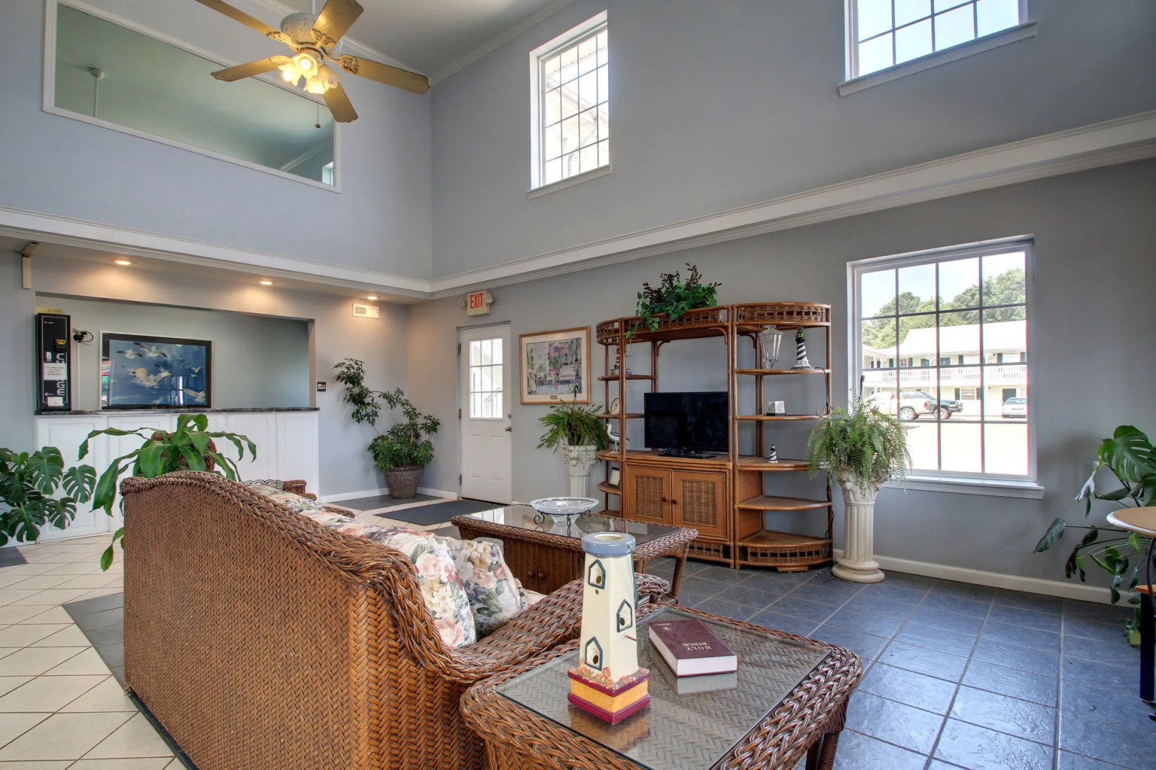 Key West Inn - Childersburg