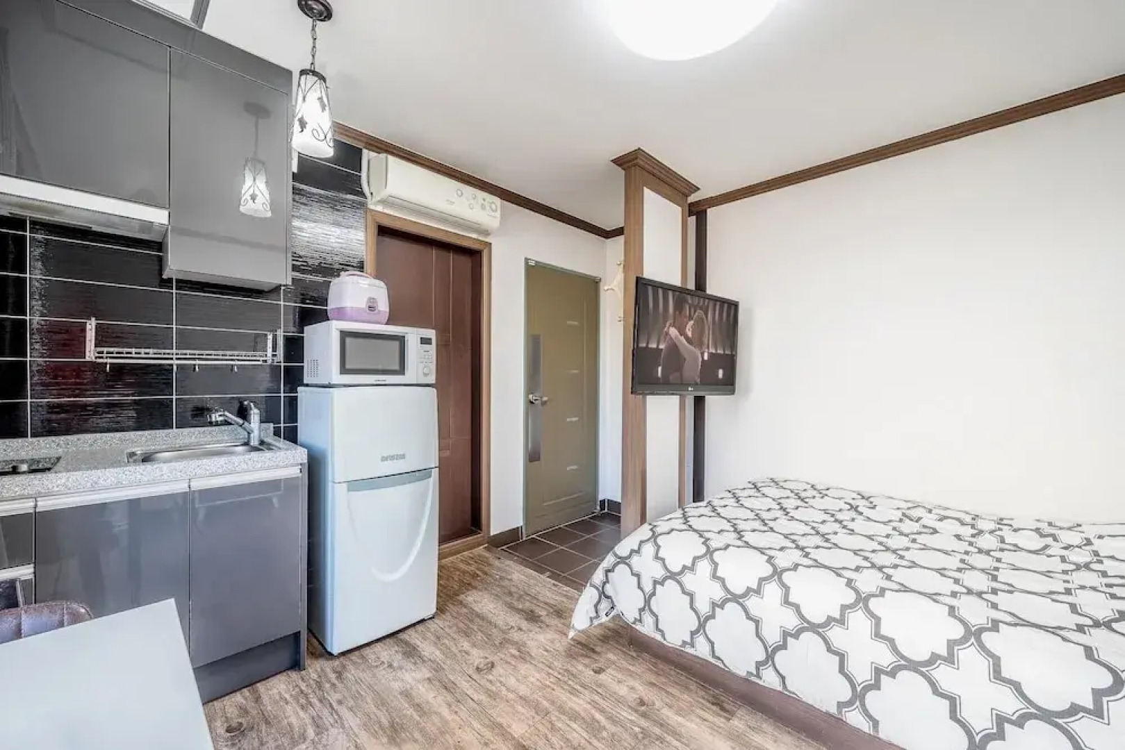 Gangneung Bluebaech Pension