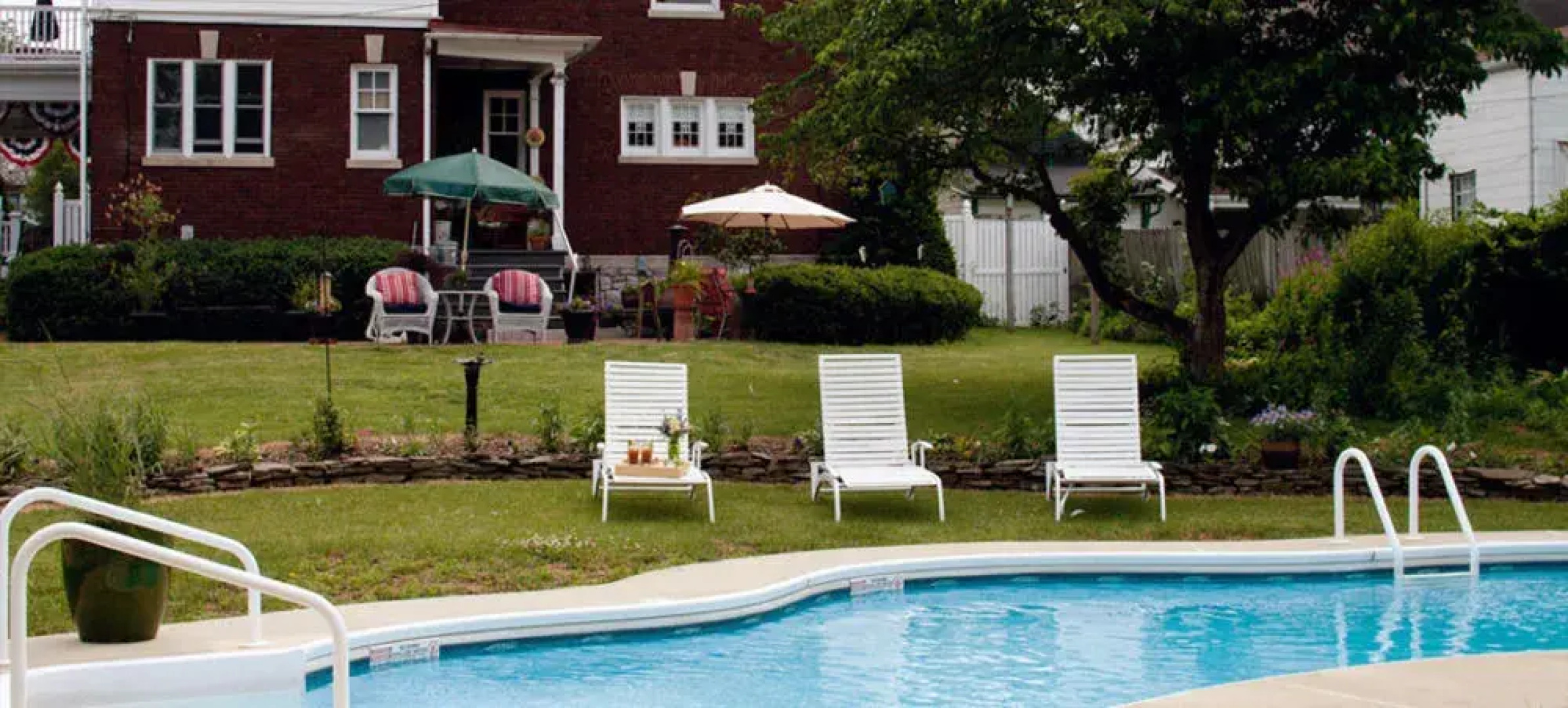 Olde Square Inn Bed and Breakfast