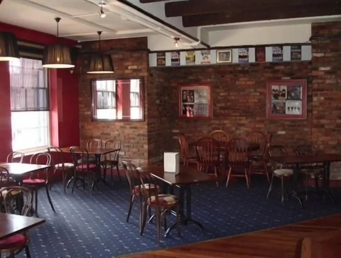 The Raven Hotel - Inn