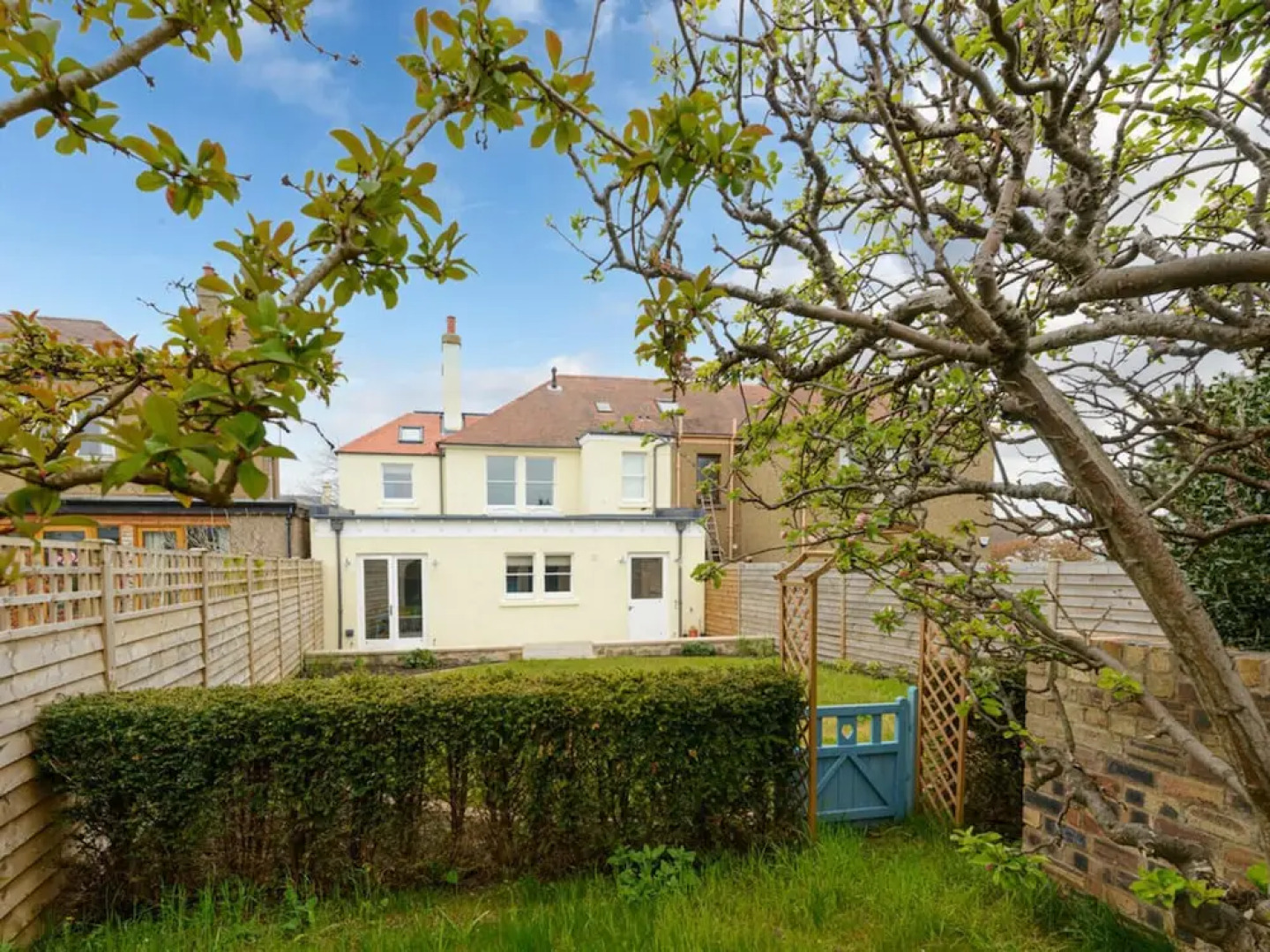 Marine House - 4 Bedrooms