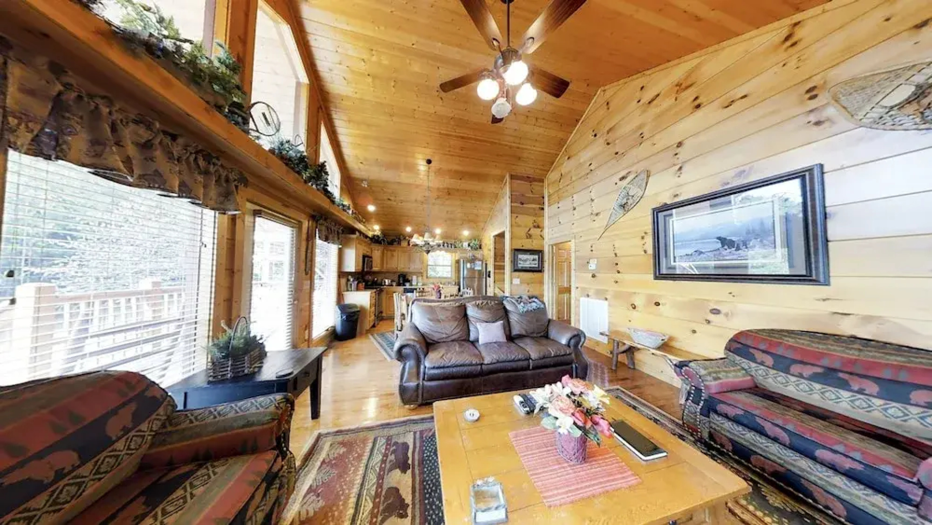 Rocky Top Rendez - 2 Br cabin by RedAwning
