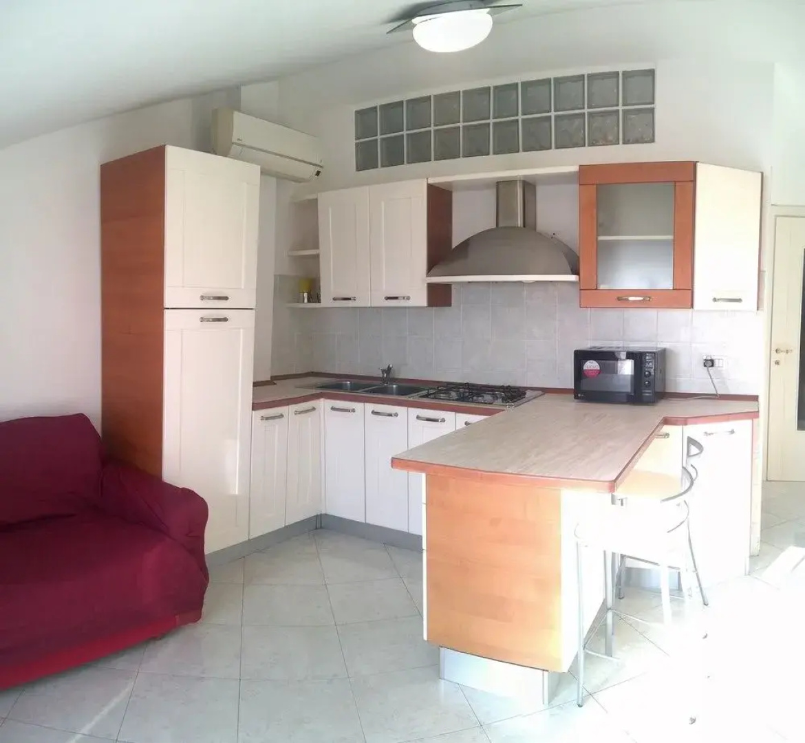 Flat358