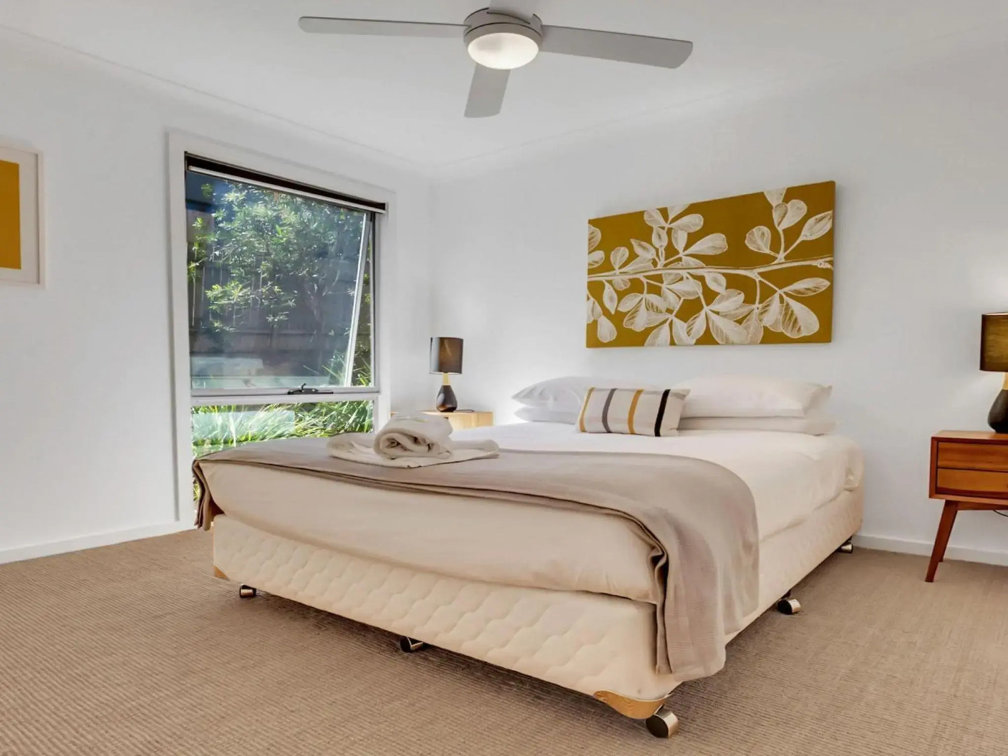 Sunshine Beach House-25 Metre Walk To The Beach