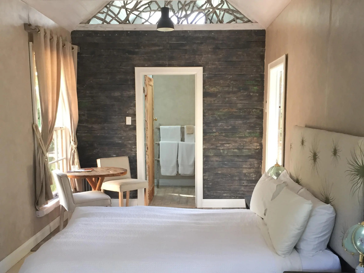 The Laurels of Chinchilla