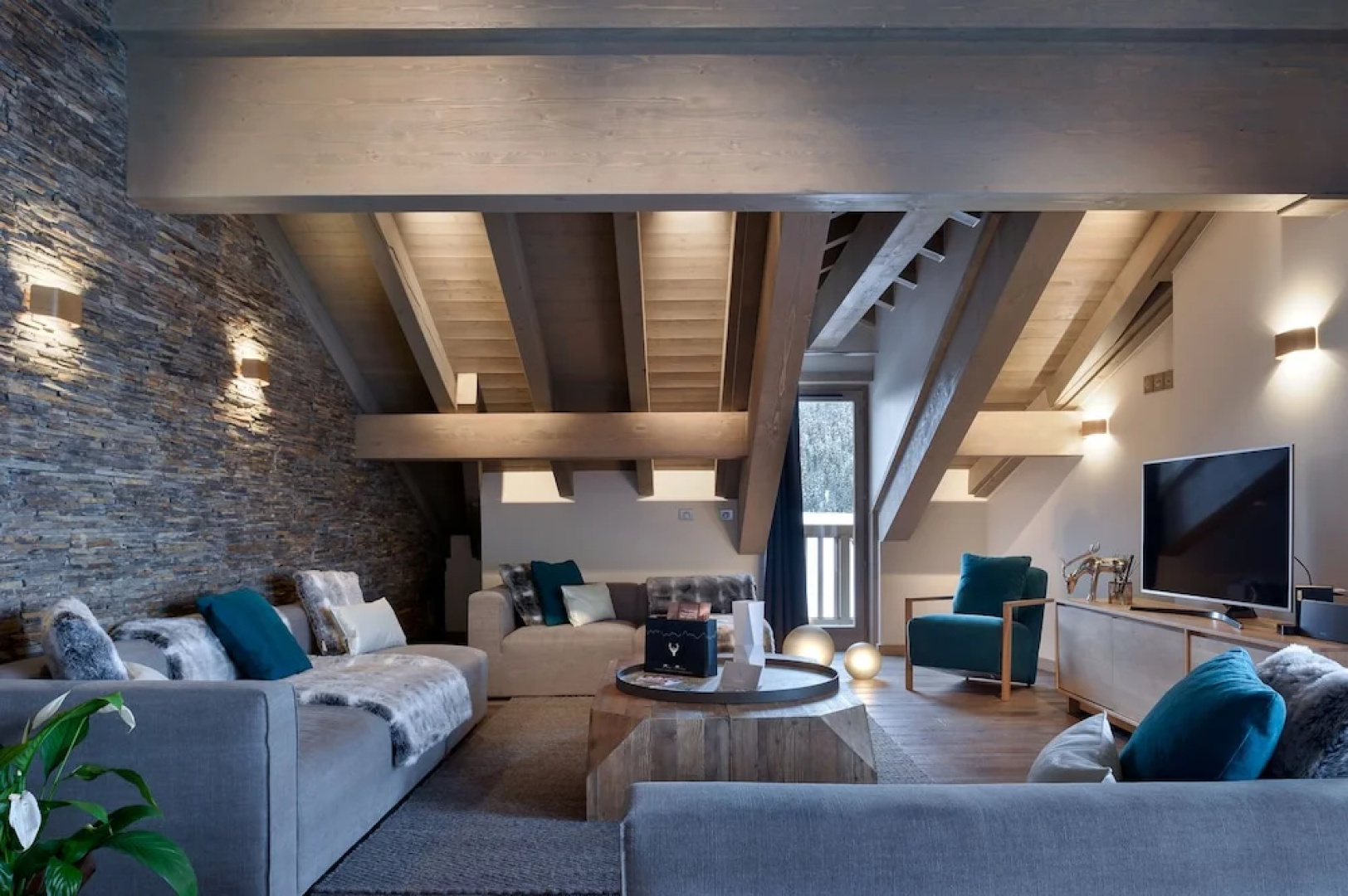 Le C Residence Penthouse T4 A09