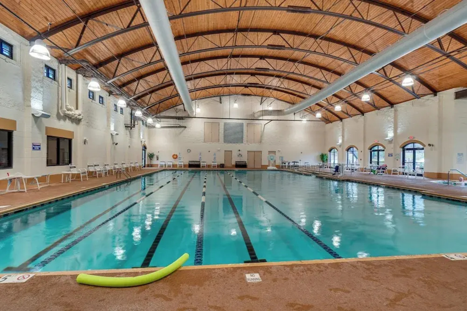 Pet-friendly Crossville Resort Condo: Golf & Swim!