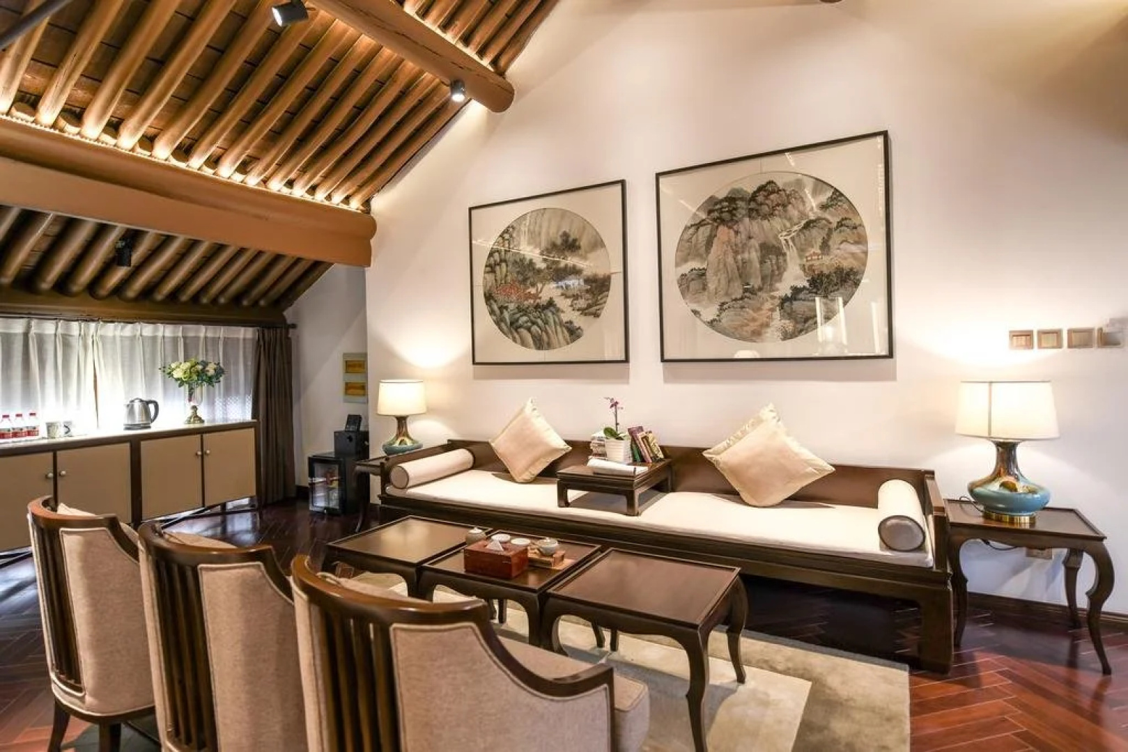 Water Hotel Pingyao