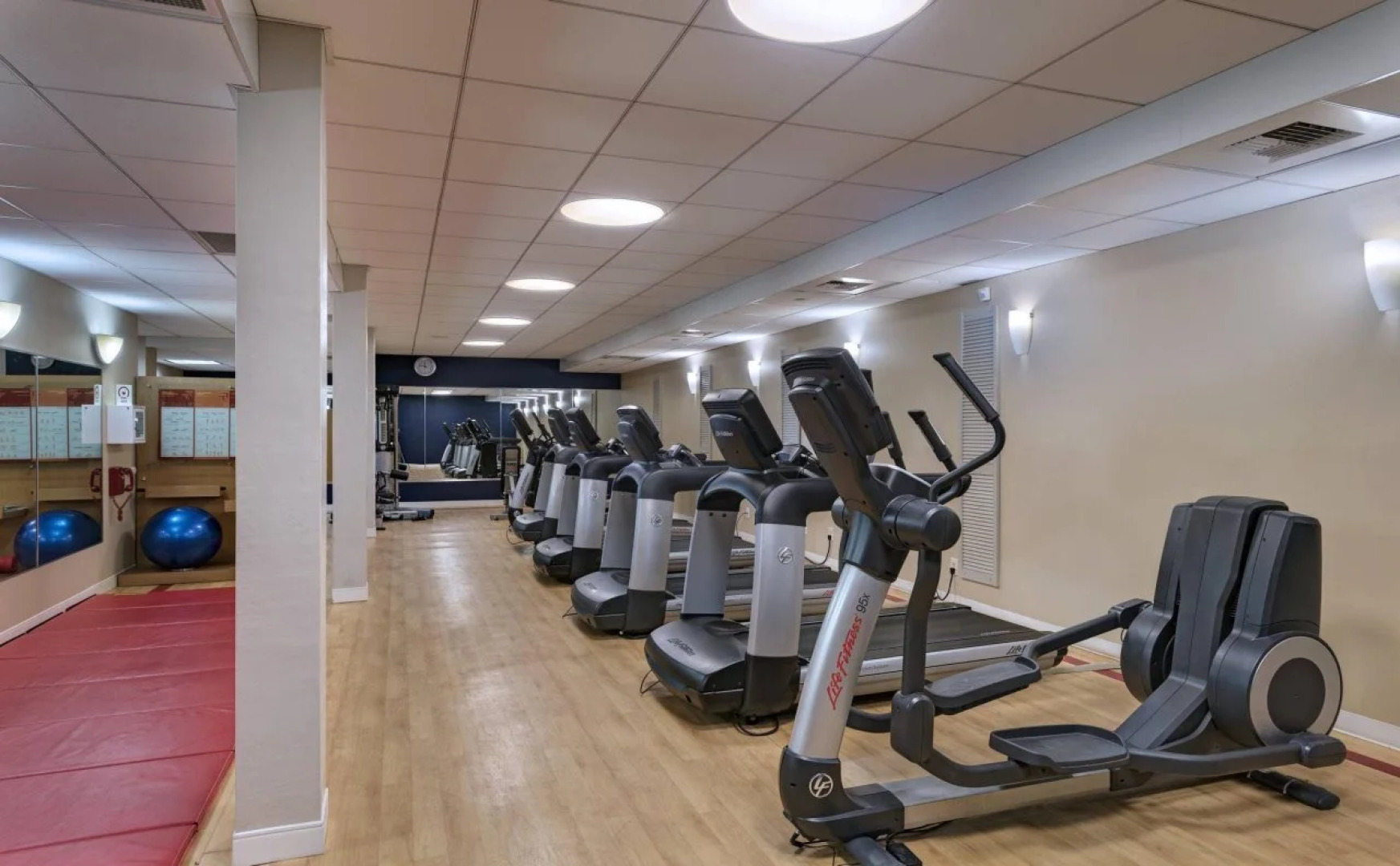 Sheraton Bellevue Hotel