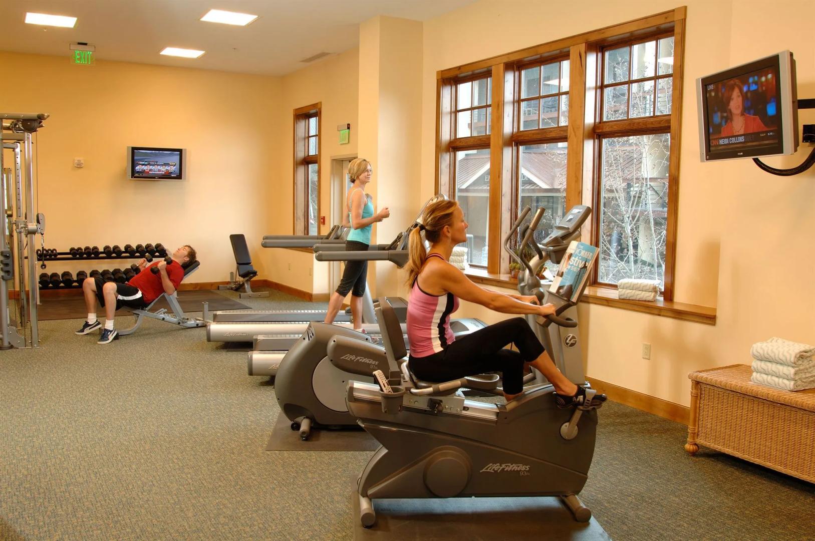 Lodge at Mountaineer Square