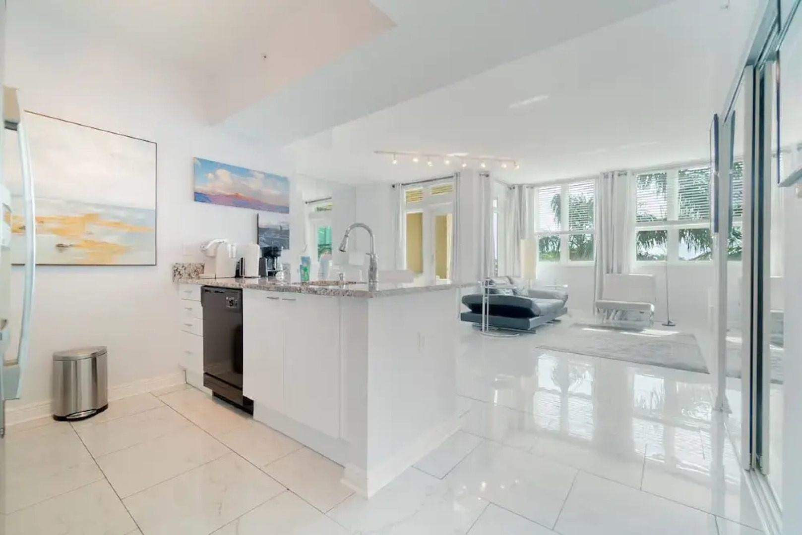 Casa Costa 308s Studio, Pools, Jacuzzi, Beach, Shops & Dog Friendly