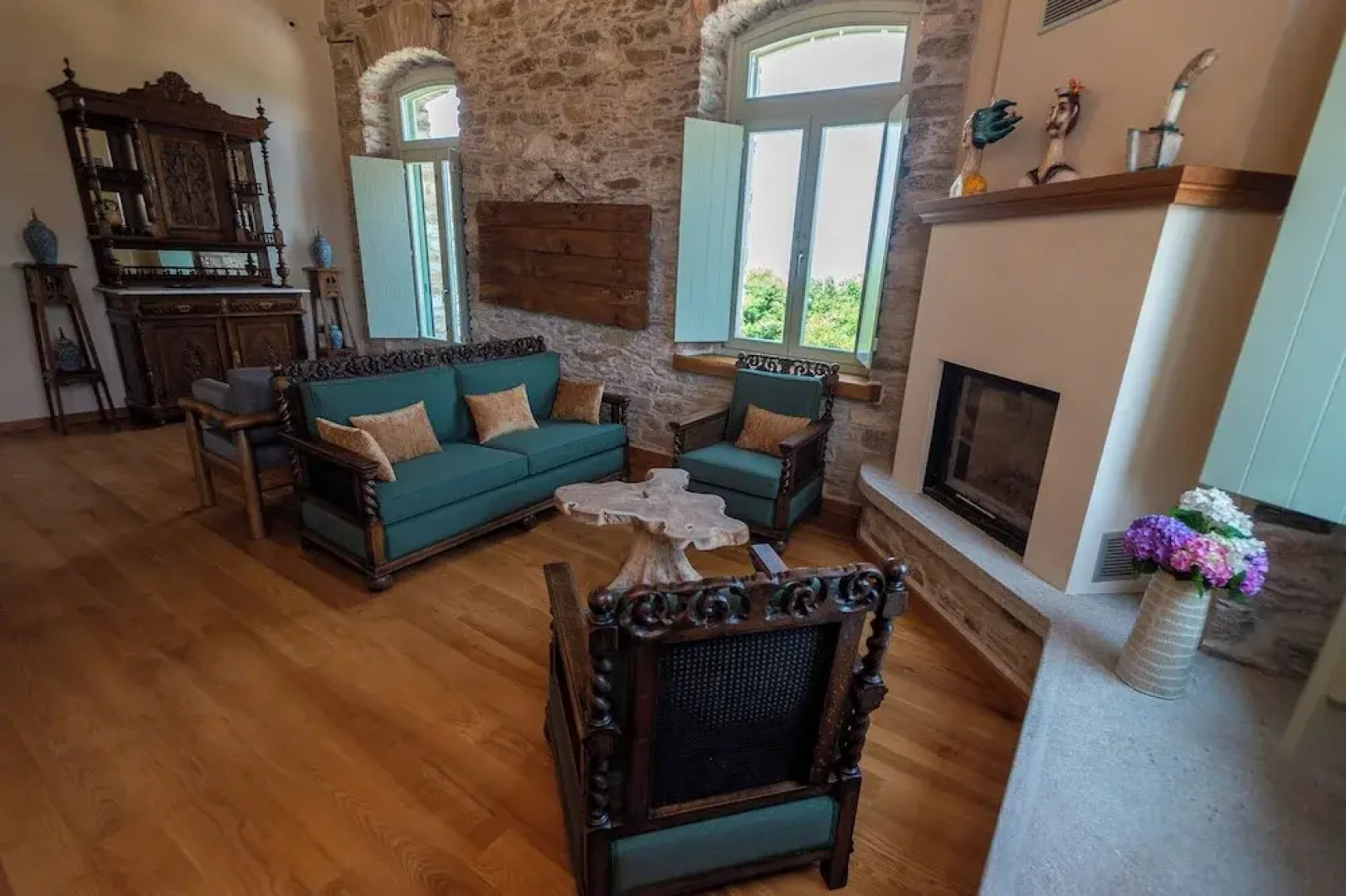 Nostos Country House