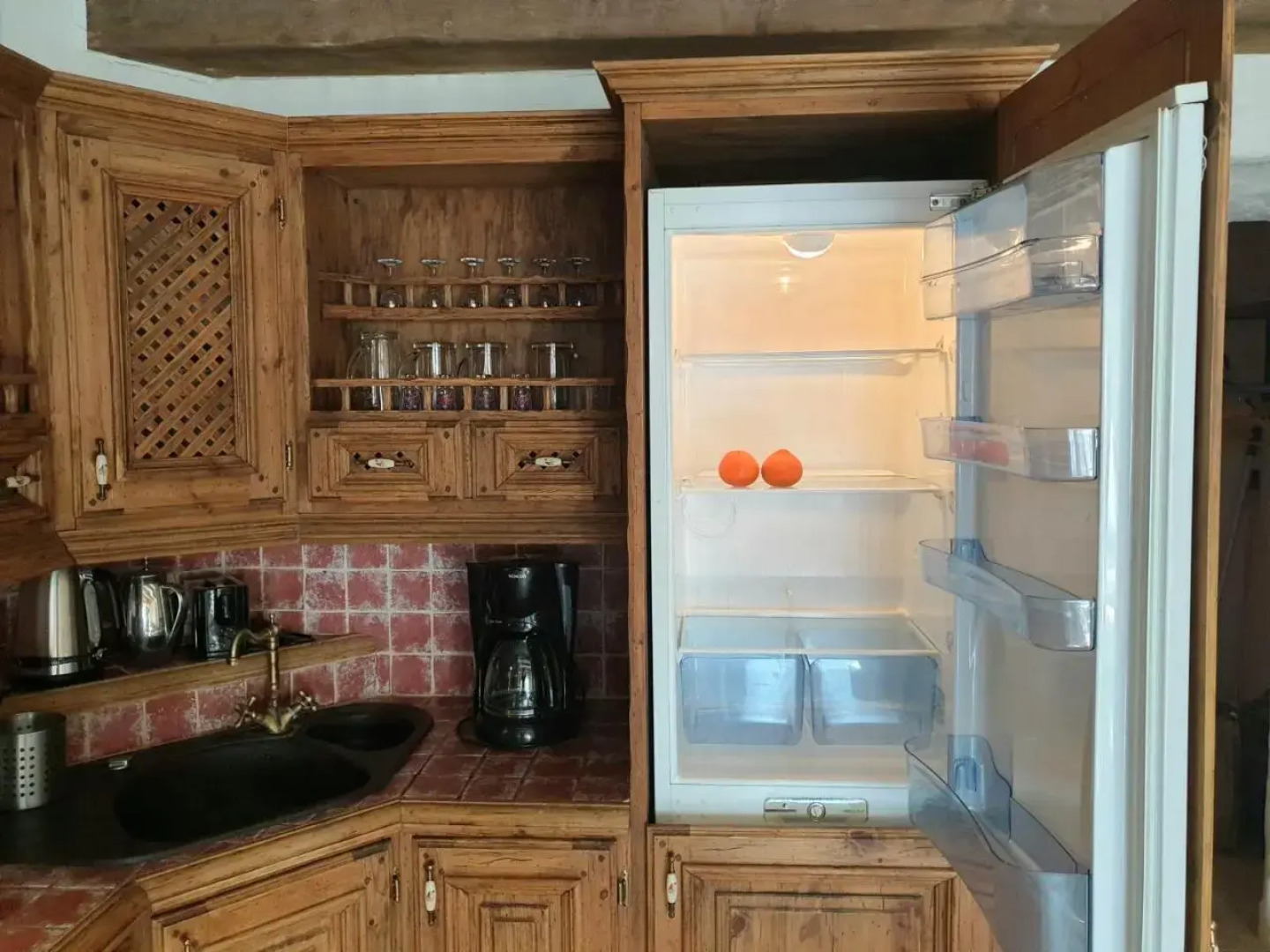 Deluxe Apartments in the City Center with Balcony