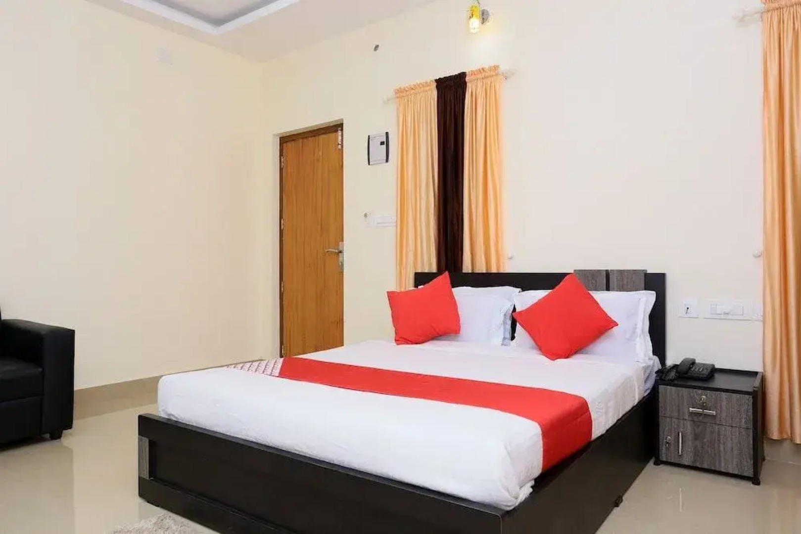 Reem Residency by OYO Rooms