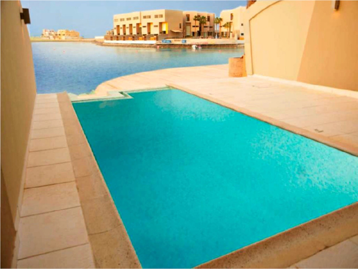 The Dragon Hotel & Resort & Sea Loft Chalets