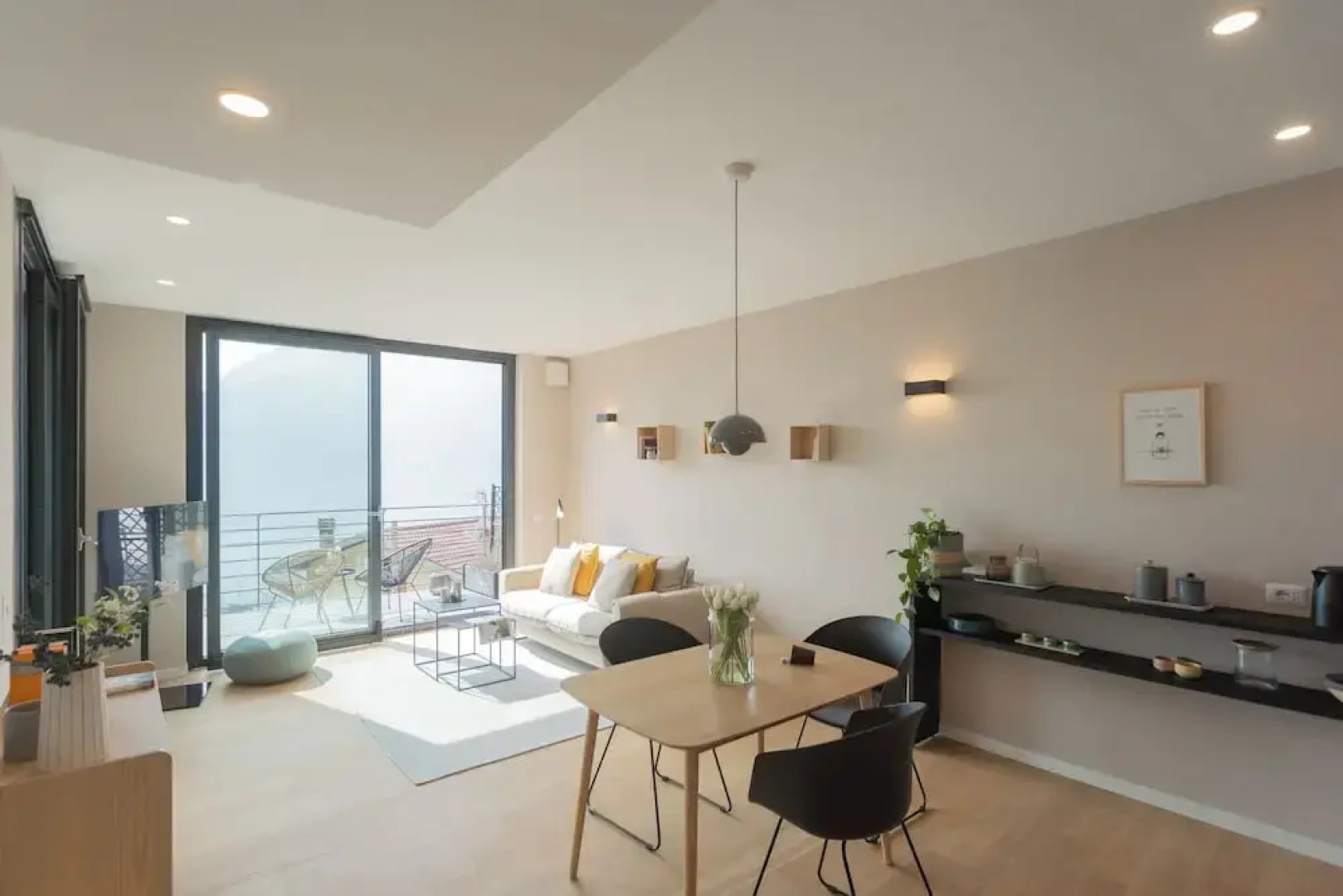 Residenza Maxim With Pool by Rent all Como