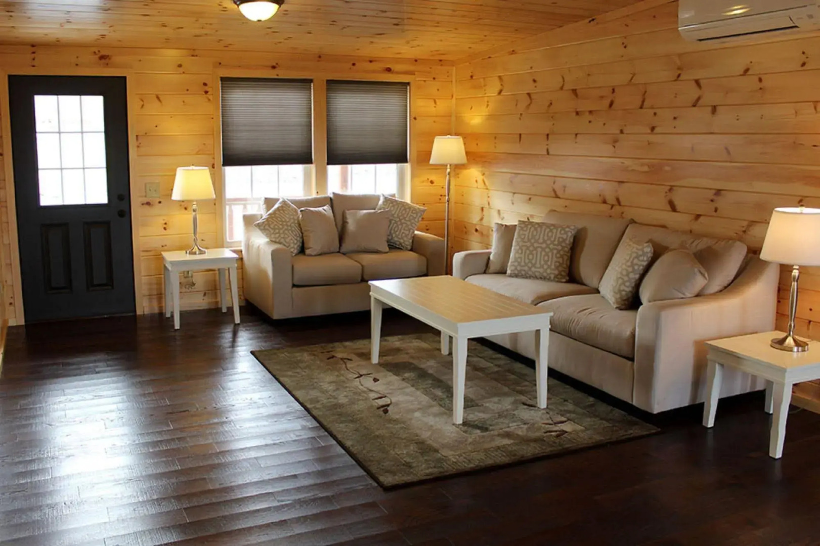 Single Island Shores