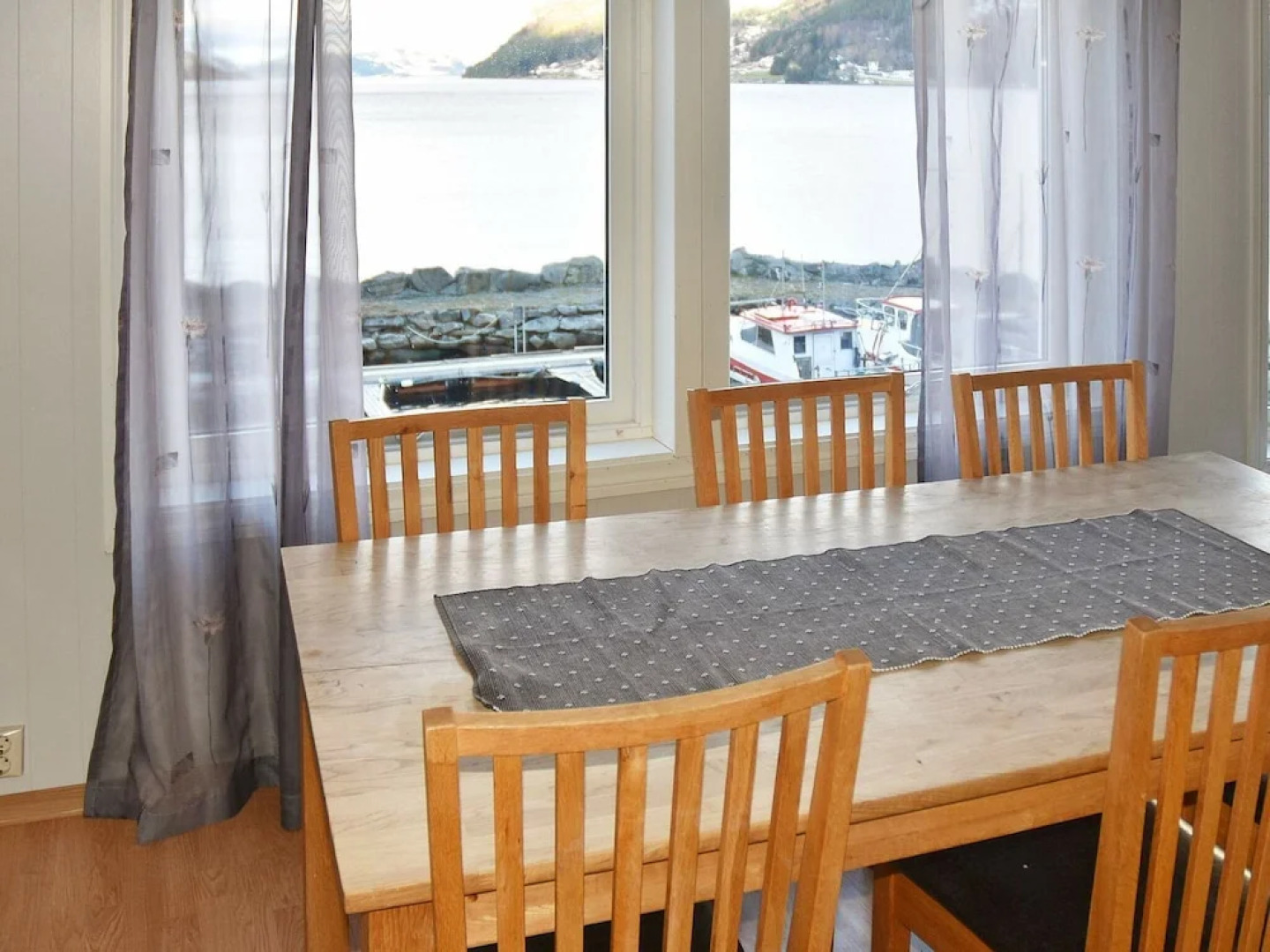 6 Person Holiday Home in Selje