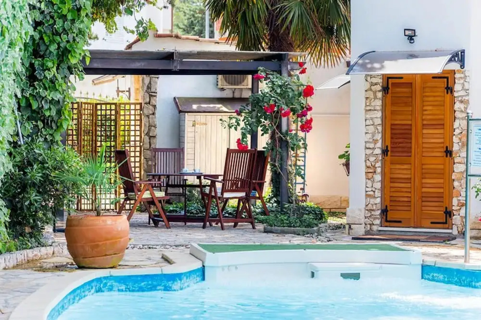 Villa With 7 Bedrooms in Rogoznica, With Private Pool, Enclosed Garden and Wifi Near the Beach