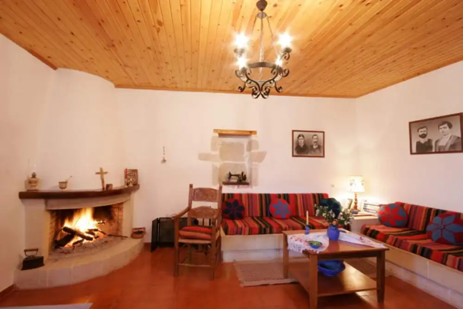 Fenareti Village House