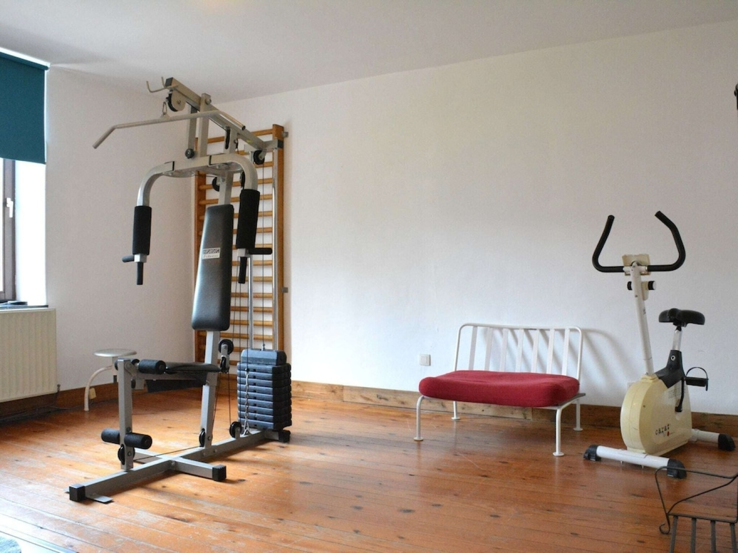 Village House With Swimming Pool, Billiards, Table Football, Ping-pong, Fitness