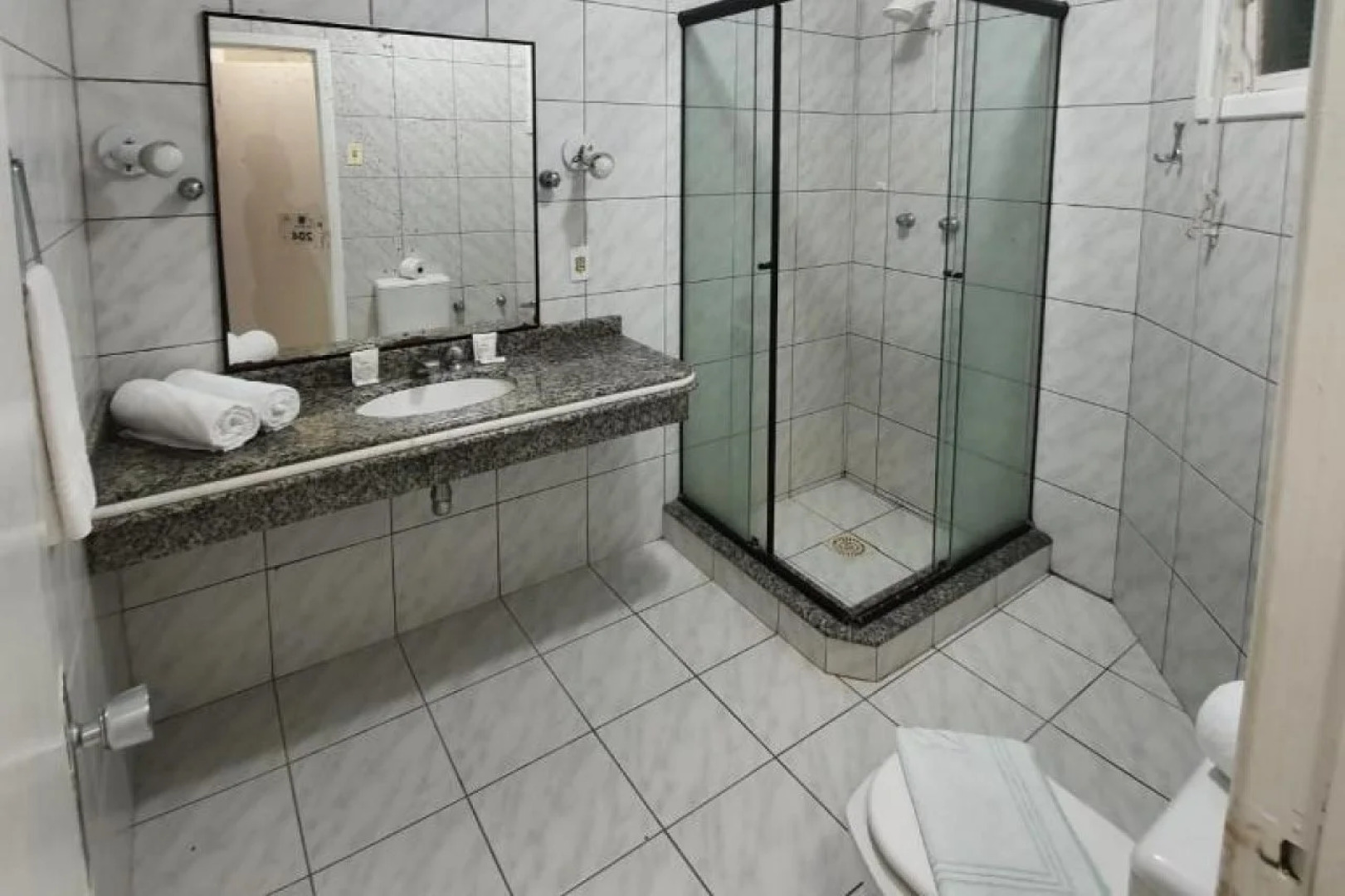 Laguna Tourist Hotel