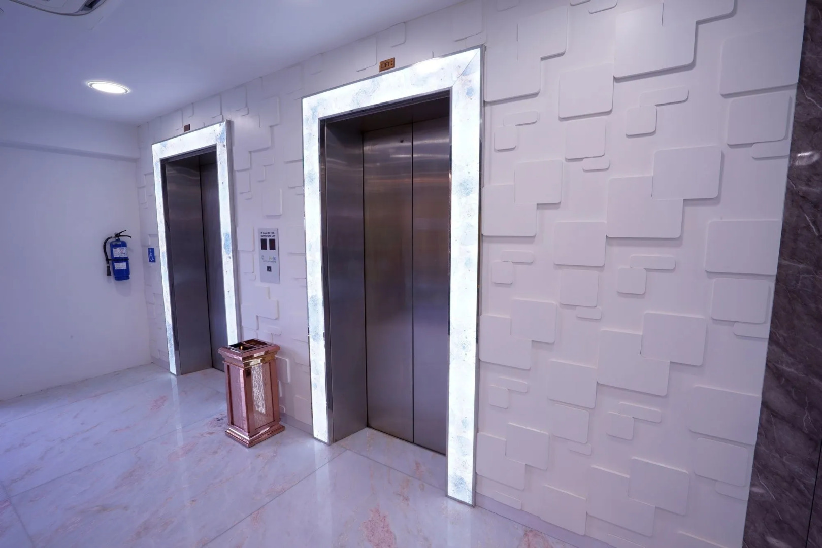 five6 Hotel Splendour