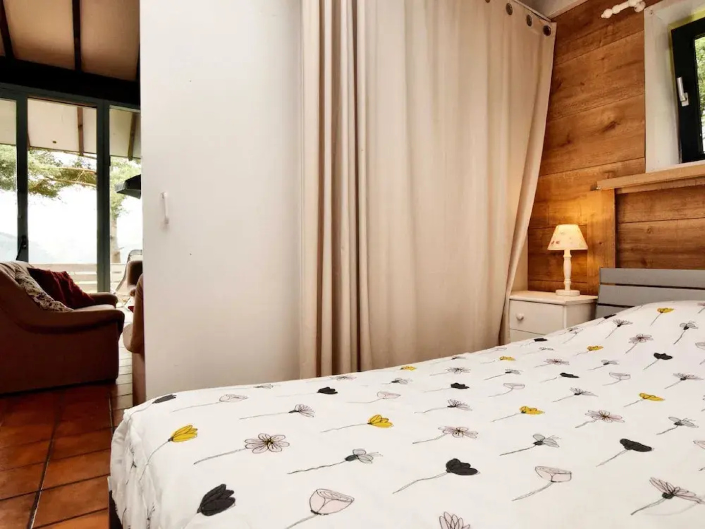 Bungalow With View Near Coo