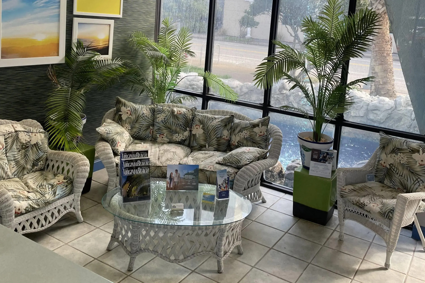 Days Inn by Wyndham Virginia Beach At The Beach