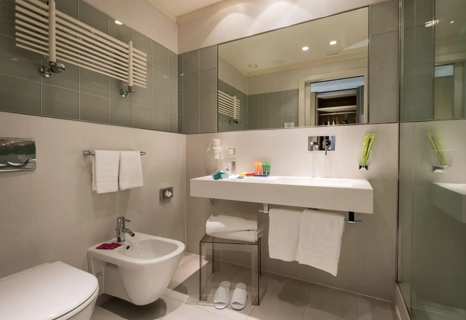 Taj Surajkund Resort & Spa, Delhi NCR