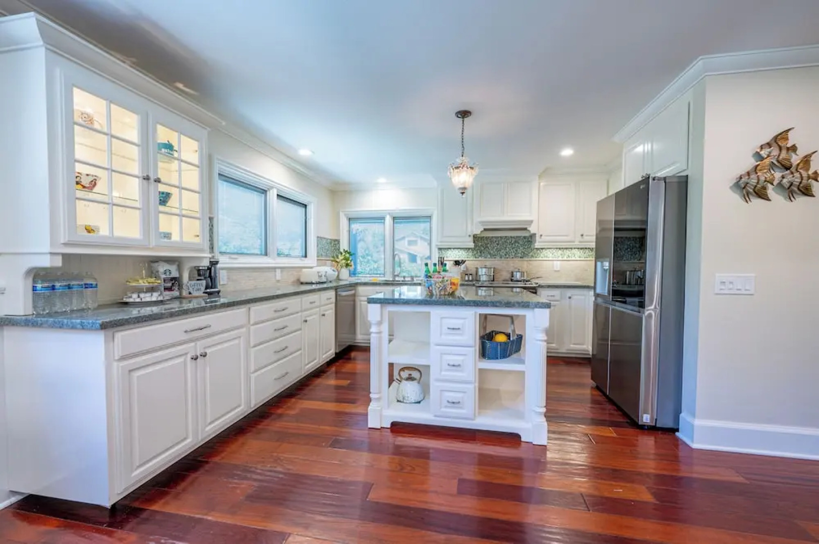 Amazing Disneyland Spa Pool Villa