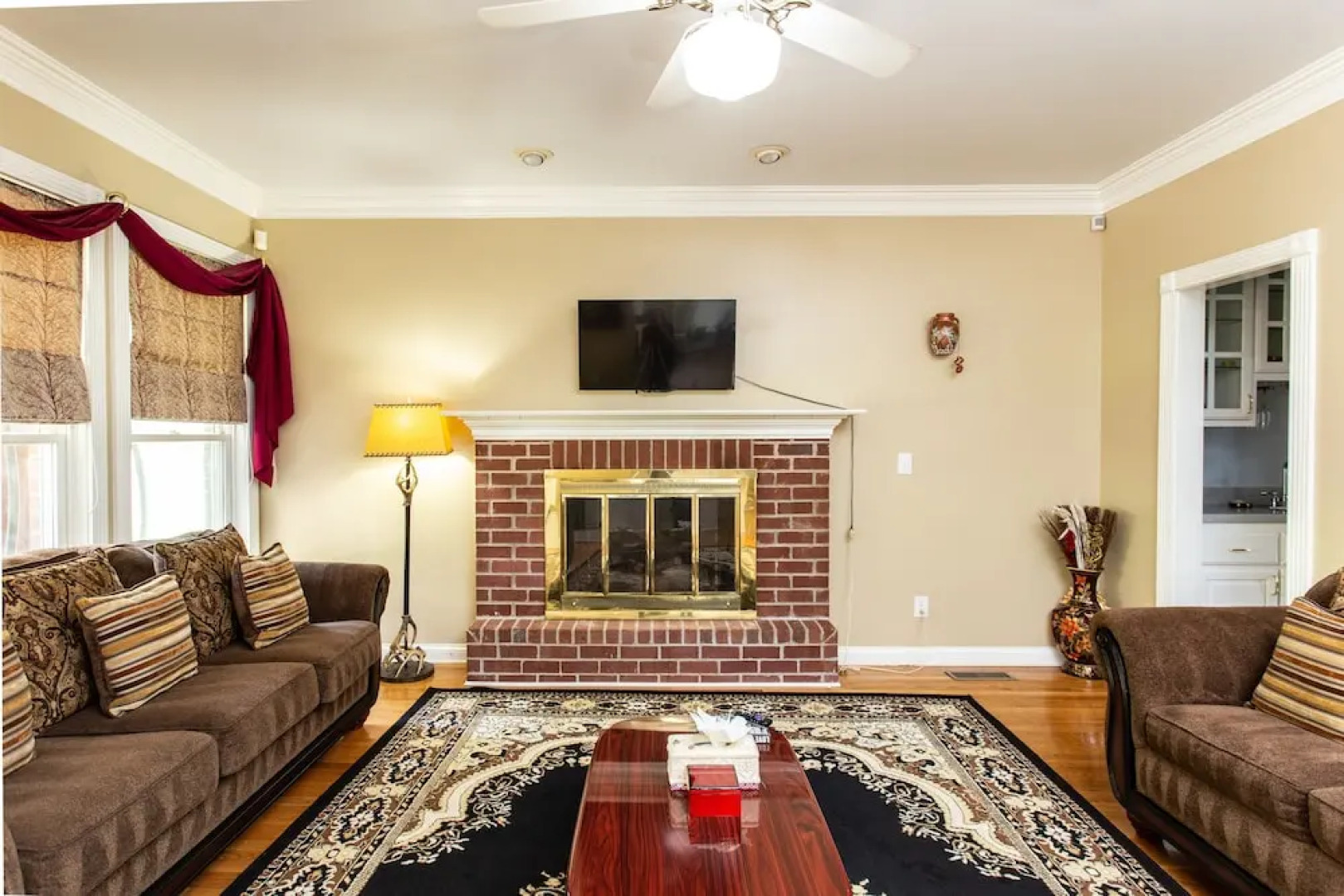 1369 Brentwood Pear - studio Br Apts