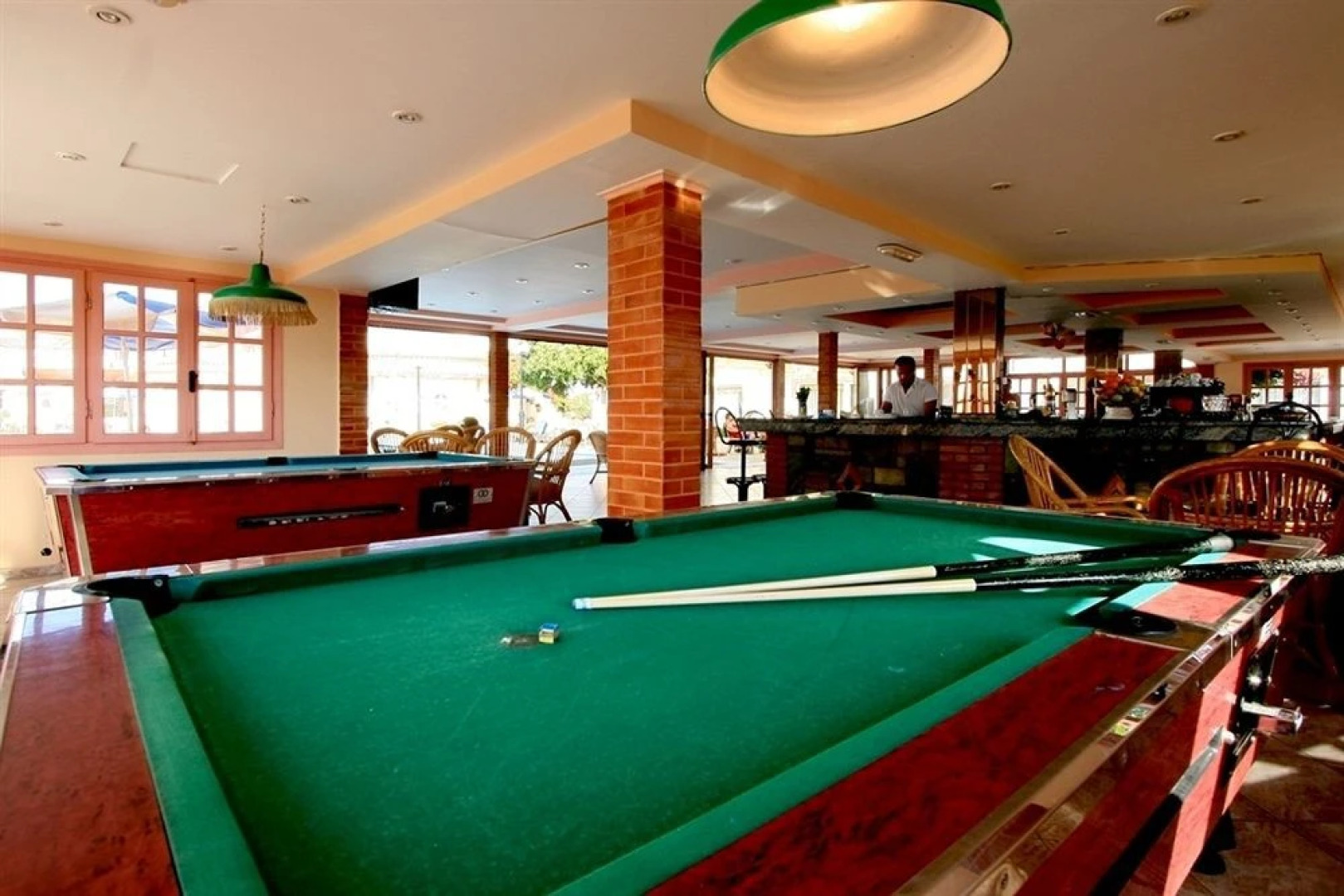 Lavris Hotel & Bungalows