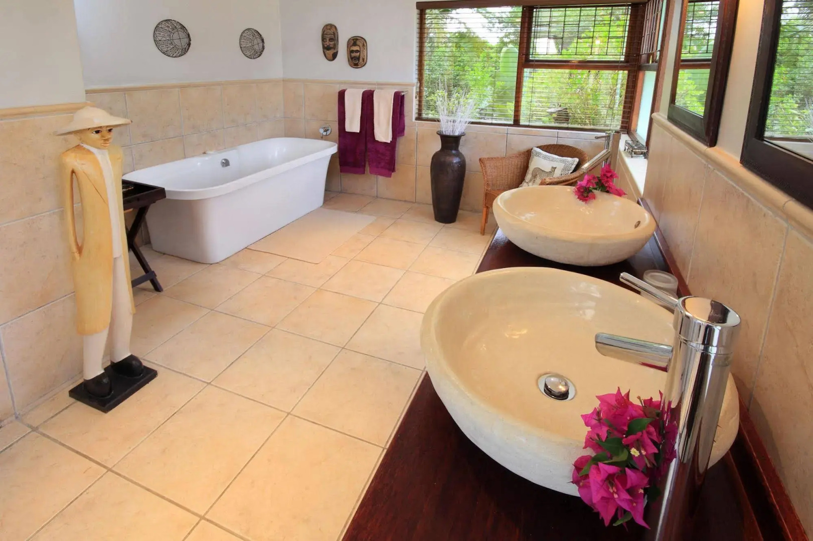 Thatchwood Country Lodge